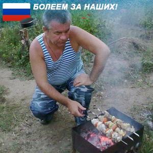 Парни в Саратове: Вячеслав, 61 - ищет девушку из Саратова