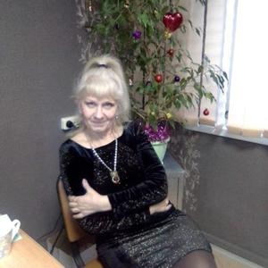 Девушки в Новокузнецке: Татьяна, 58 - ищет парня из Новокузнецка