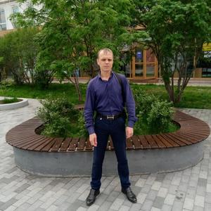 Денис, 40 лет, Иркутск