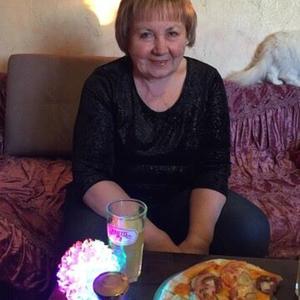 Елена, 69 лет, Москва