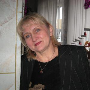 Валентина, 69 лет, Тюмень
