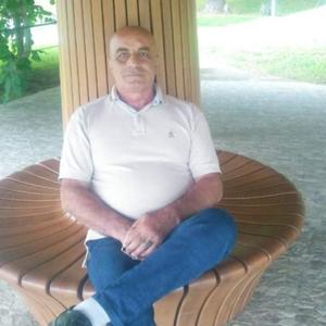 Парни в Гатчине: Арчил, 57 - ищет девушку из Гатчины