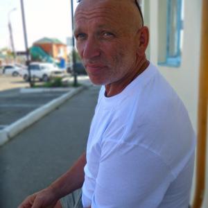Сергей, 55 лет, Надым