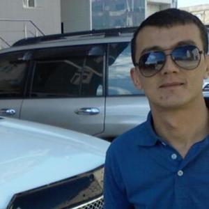 Парни в Якутске: Рустам, 34 - ищет девушку из Якутска