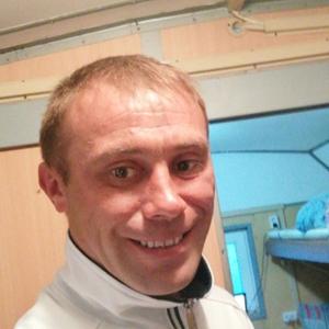 Евгений, 40 лет, Южно-Сахалинск