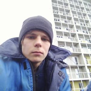 Парни в Кемерово: Саша, 24 - ищет девушку из Кемерово