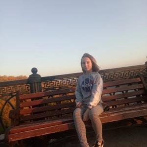 Девушки в Уфе (Башкортостан): Алина, 21 - ищет парня из Уфы (Башкортостан)