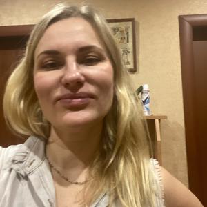 Девушки в Перми: Татьяна, 40 - ищет парня из Перми