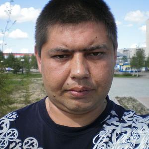 Руслан, 45 лет, Нягань