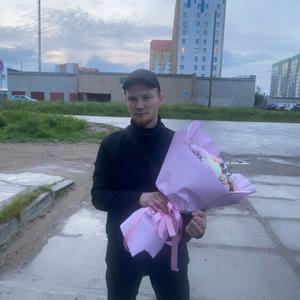 Парни в Сыктывкаре: Георгий, 24 - ищет девушку из Сыктывкара