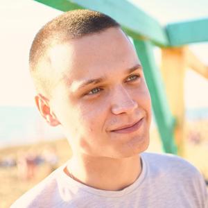 Антон, 22 года, Севастополь