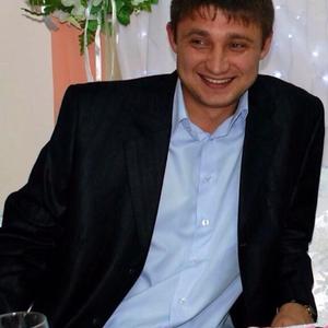 Парни в Нальчике: Владимир, 41 - ищет девушку из Нальчика
