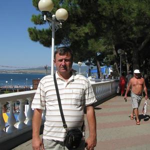Парни в Усинске: Анатолий, 63 - ищет девушку из Усинска