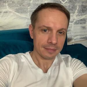 Олег, 40 лет, Красногорск