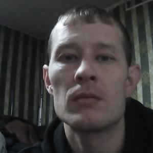 Евгений, 36 лет, Кировский