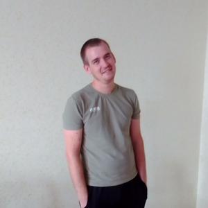 Парни в Бийске: Андрей, 27 - ищет девушку из Бийска