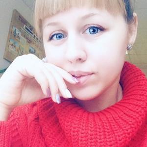 Девушки в Усть-Лабинске: Аня, 26 - ищет парня из Усть-Лабинска