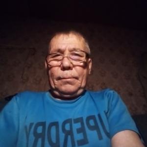 Юрий, 61 год, Балаково