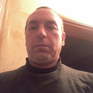 Игорь, 49 лет, Устюжна