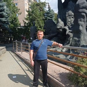 Парни в Волоколамске: александр, 39 - ищет девушку из Волоколамска