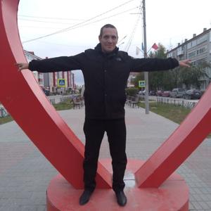 Парни в Советский (Ханты-Мансийский АО): Сергей, 44 - ищет девушку из Советский (Ханты-Мансийский АО)