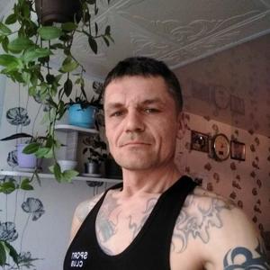 Парни в Череповце: Михаил, 45 - ищет девушку из Череповца