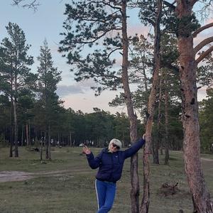 Девушки в Якутске: Ирина, 46 - ищет парня из Якутска