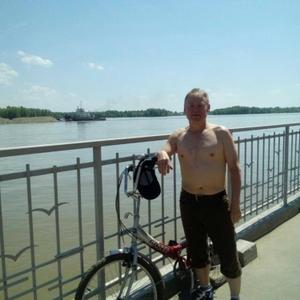 Юрий, 62 года, Барнаул