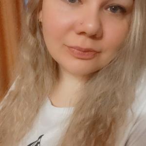Девушки в Ханты-Мансийске: Дарья, 27 - ищет парня из Ханты-Мансийска