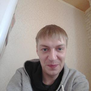 Олег, 40 лет, Новоуральск