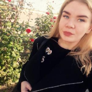 Девушки в Таганроге: Ксения, 32 - ищет парня из Таганрога