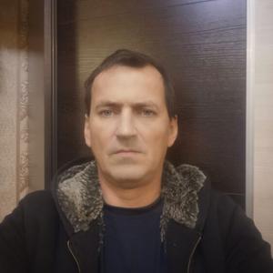 Парни в Нижневартовске: Антон, 42 - ищет девушку из Нижневартовска