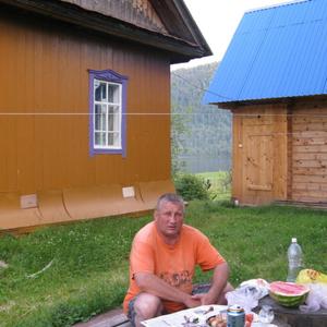 Василий, 61 год, Барнаул