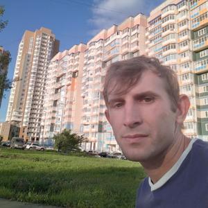 Парни в Омске: Viktor, 31 - ищет девушку из Омска