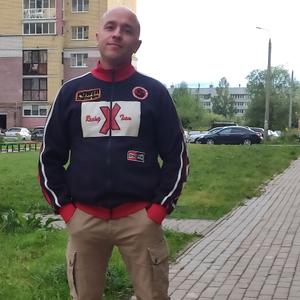 Парни в Пскове: Сергей, 44 - ищет девушку из Пскова
