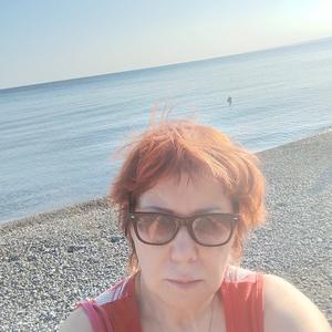 Людмила, 60 лет, Санкт-Петербург