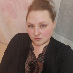 Девушки в Ульяновске: Ксения, 33 - ищет парня из Ульяновска