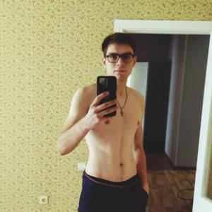 Олег, 20 лет, Барнаул