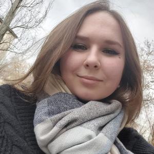 Девушки в Тольятти: Александра, 23 - ищет парня из Тольятти