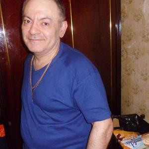 Парни в Владикавказе: Роберт Астоянц, 67 - ищет девушку из Владикавказа