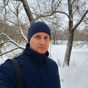 Олег, 40 лет, Чехов