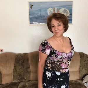 Татьяна, 67 лет, Новосибирск