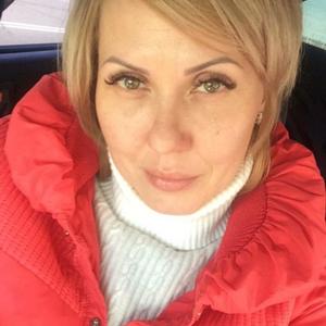 Девушки в Уссурийске: Марийка, 45 - ищет парня из Уссурийска