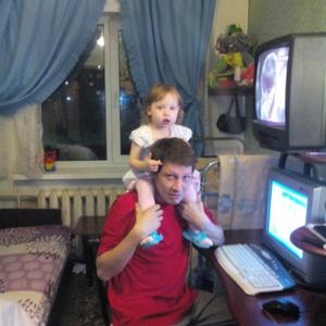 Парни в Сыктывкаре: Владимир, 44 - ищет девушку из Сыктывкара