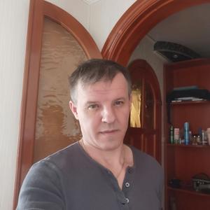 Парни в Владивостоке: Александр, 53 - ищет девушку из Владивостока