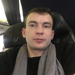 Антон, 33 года, Калуга