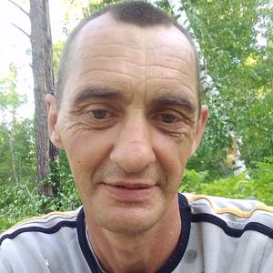 Парни в Барнауле (Алтайский край): Виктор, 41 - ищет девушку из Барнаула (Алтайский край)
