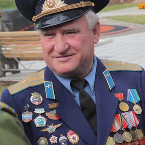 Виктор Кравцов, 78 лет, Великий Новгород