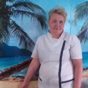 Девушки в Сыктывкаре: Нина, 46 - ищет парня из Сыктывкара