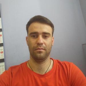 Максим, 28 лет, Саратов